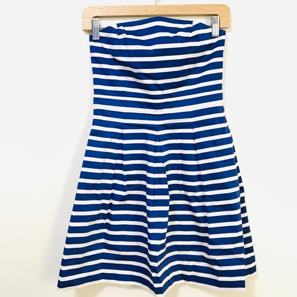 GAP Stripes Strapless Fit & Flare Dress - Picture 3 of 8